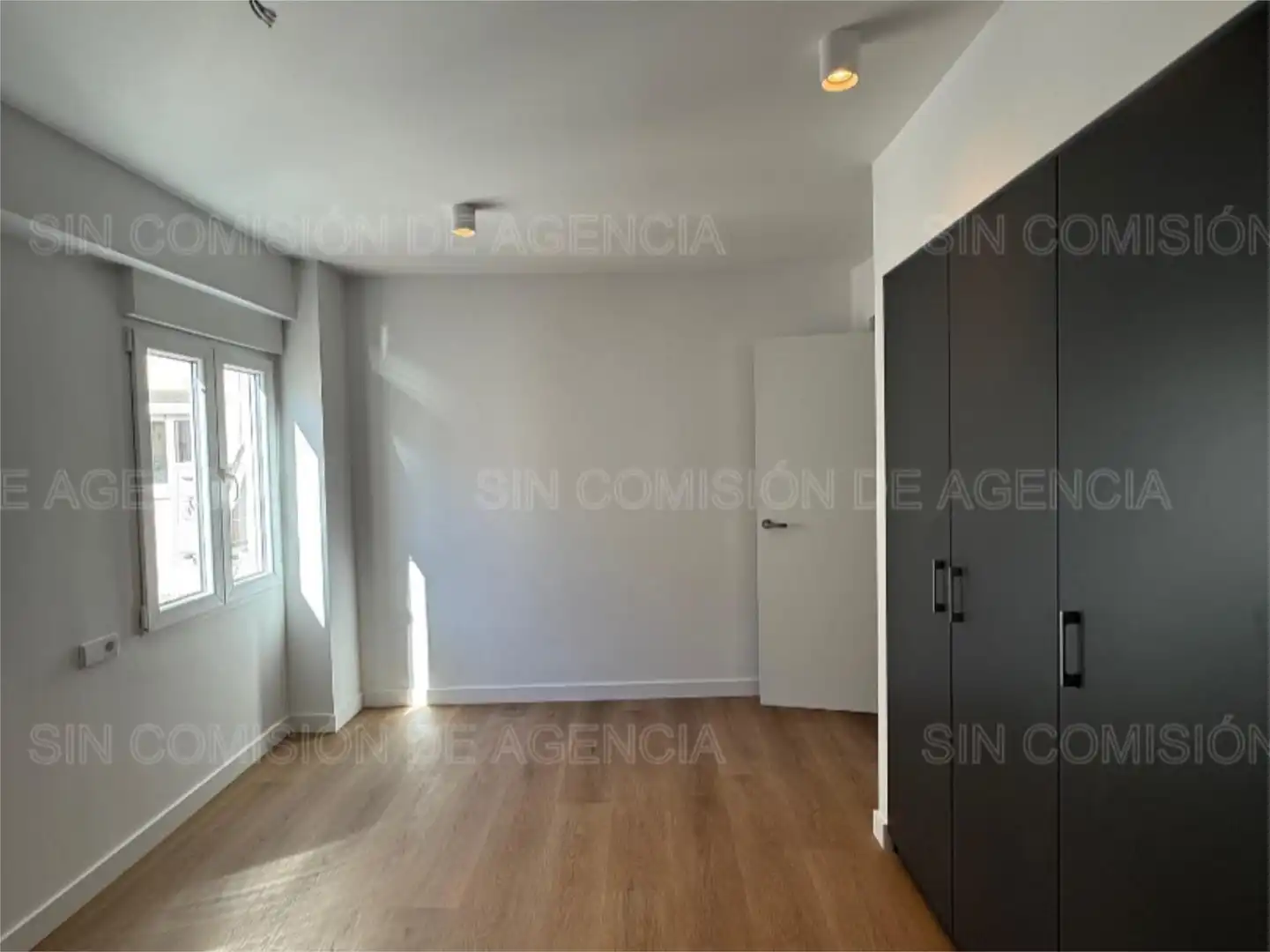 Piso en  Carrer del Mestre Asensi 10 - Foto 9