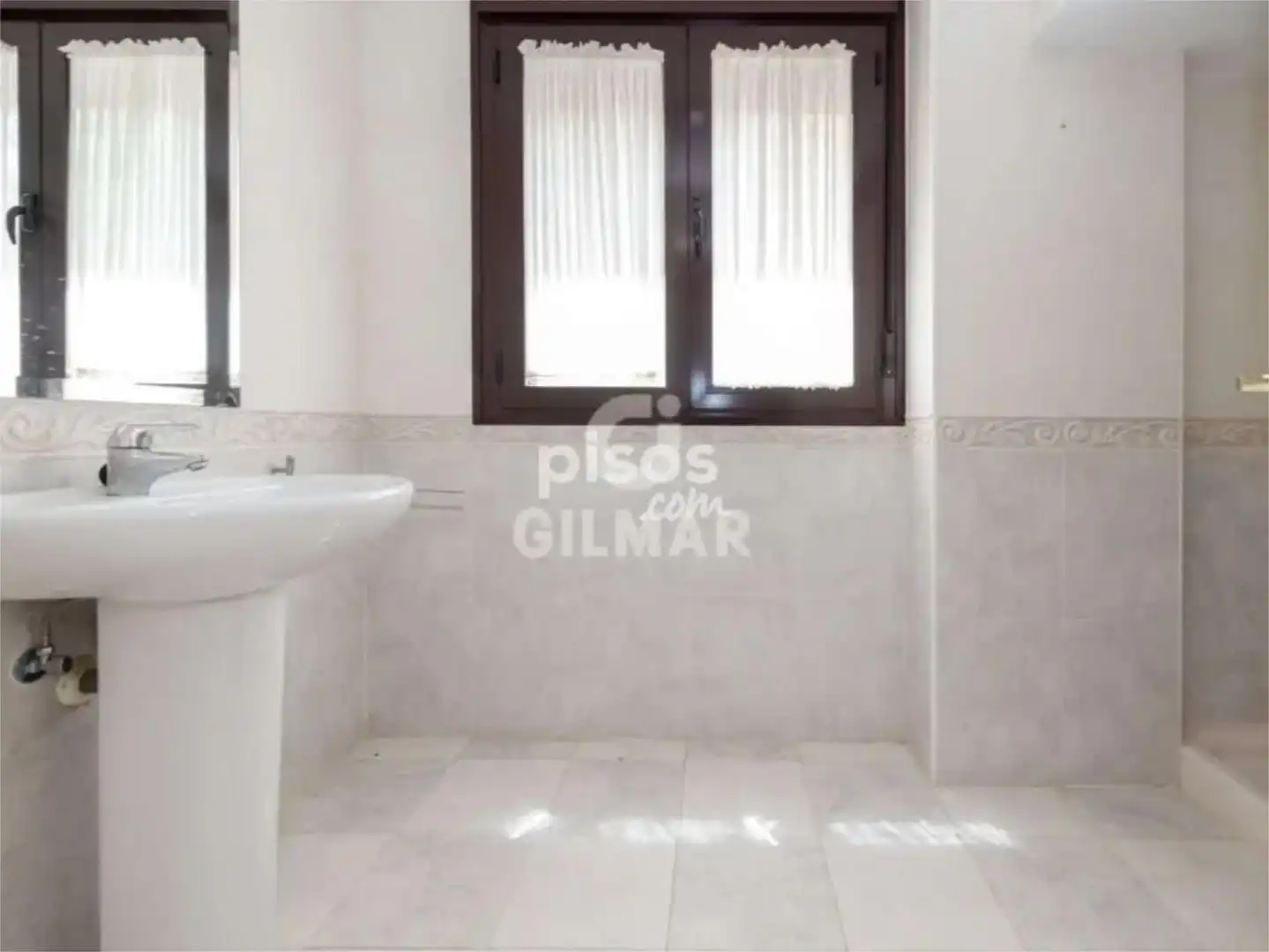 Chalet en  Calle Diego Borrego 23 - Foto 32