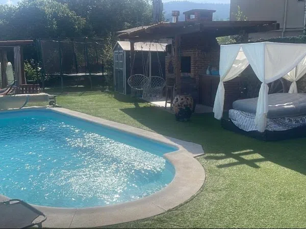 Chalet adosado en Avenida de Jose Maria Quijano, 11 - Foto 1