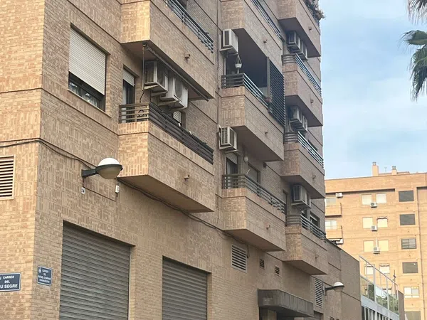 Piso en calle de Pere Cabanes, 2 - Foto 1