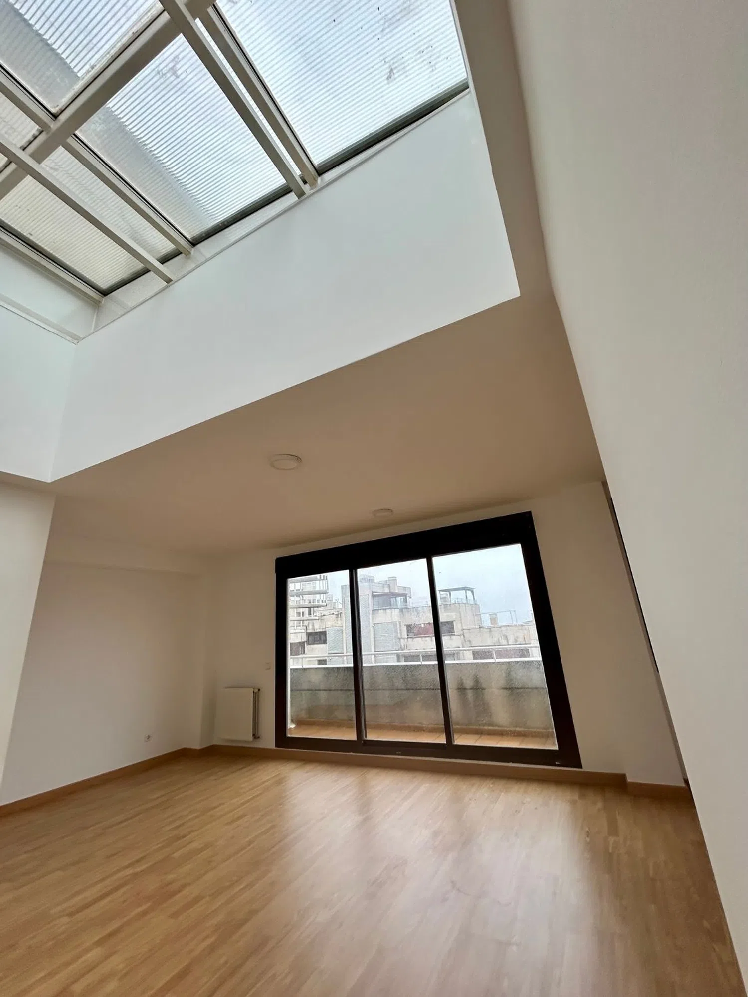 Ático en avenida de la Unión Europea, 23