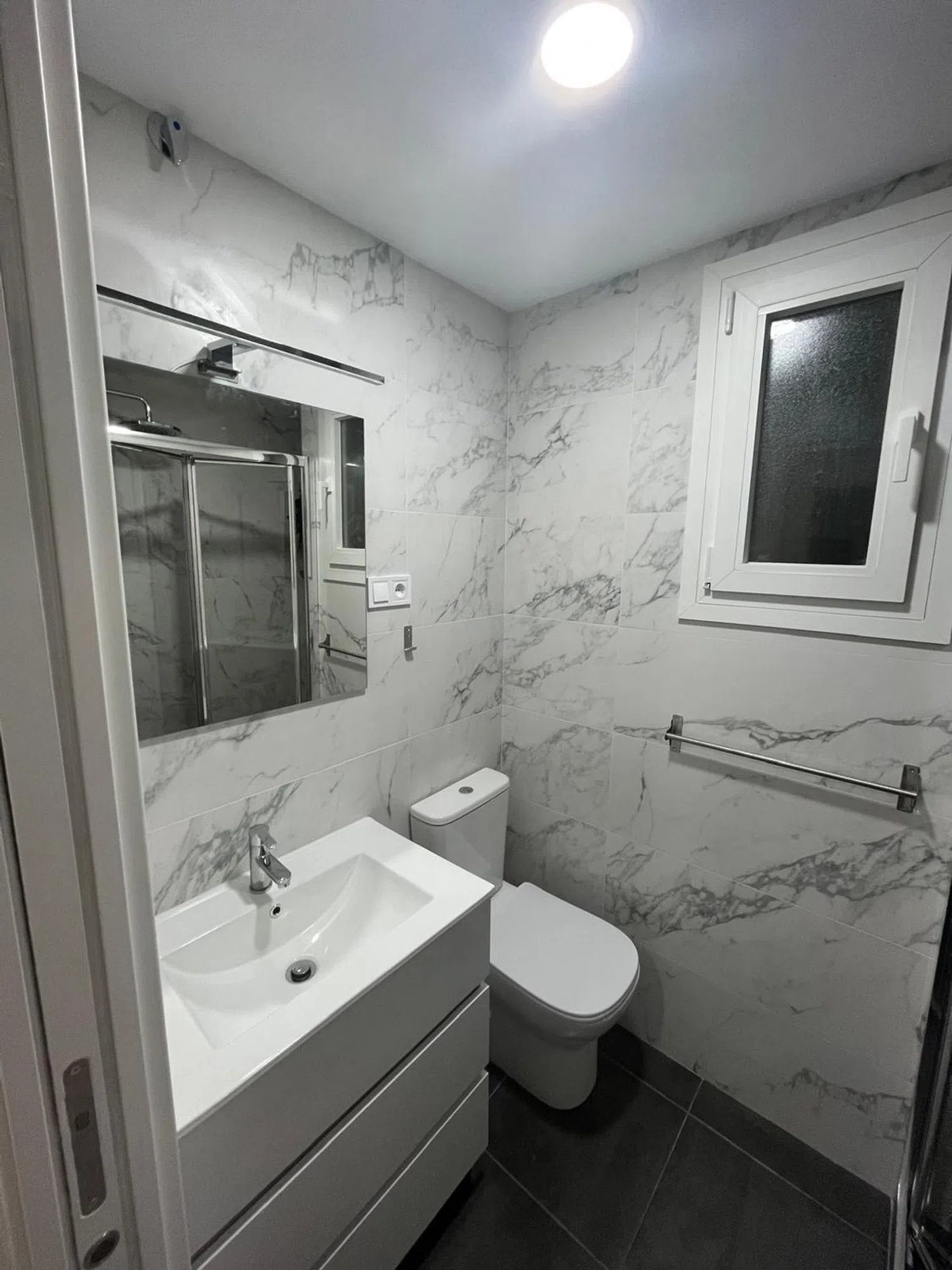 Piso en calle de Tomás Borrás, 10 - Foto 2