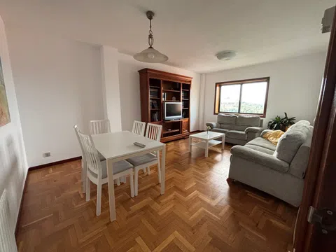 Piso en calle de Berna, 11 b