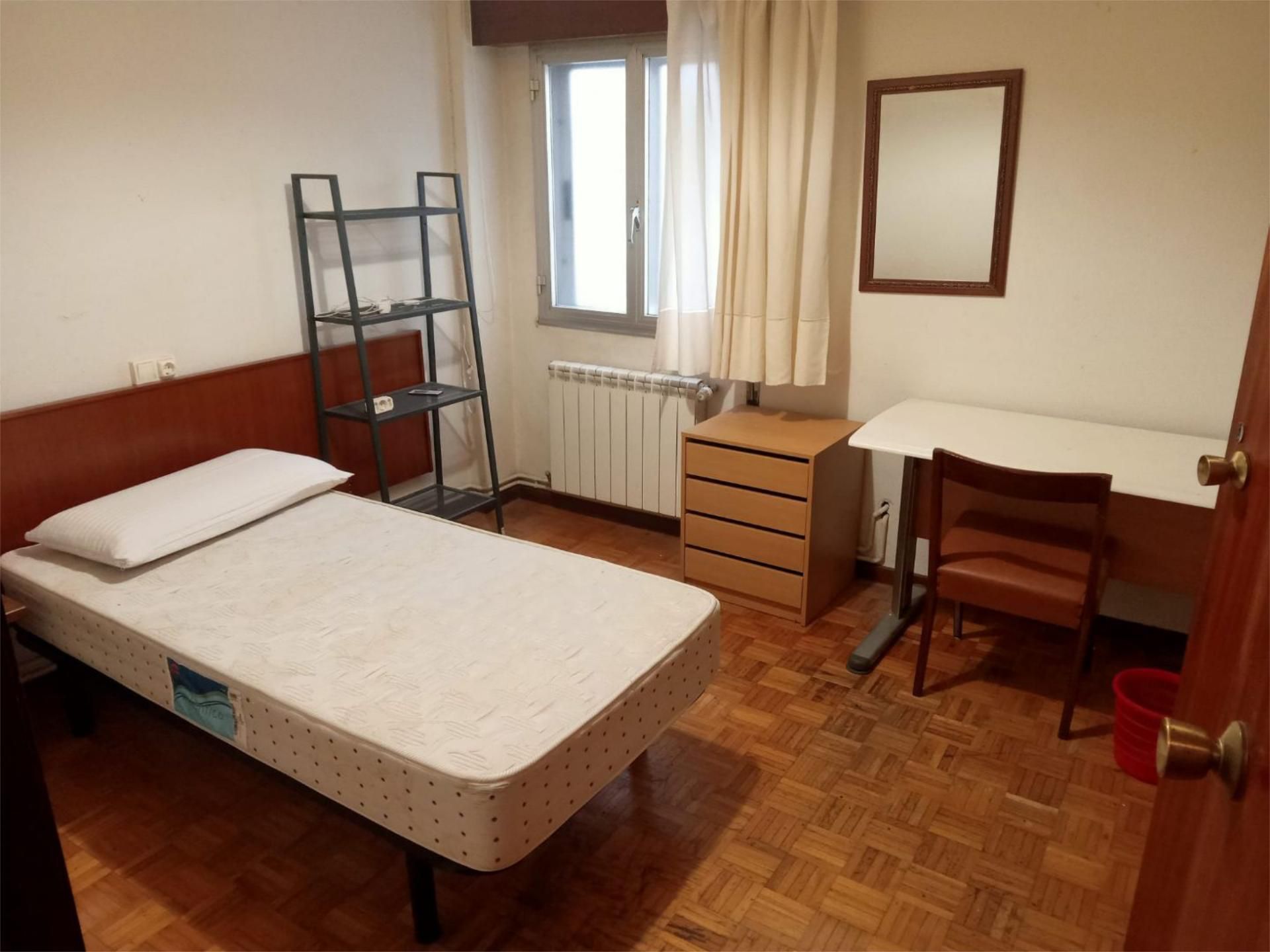 Piso en  Rúa de Montero Rios 22 - Foto 7