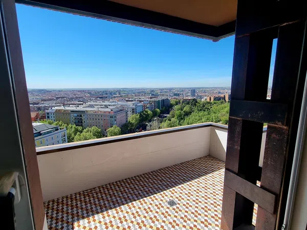 Piso en avenida de Menéndez Pelayo, 67