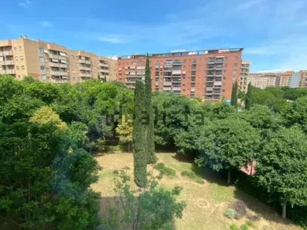 Piso en Plaza de Josep Melia i Castello - Foto 10