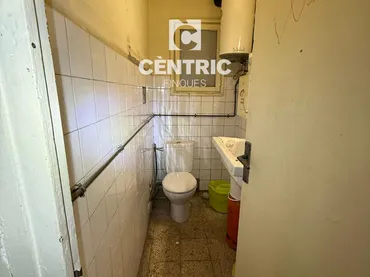 Local comercial en Sabadell - Foto 12