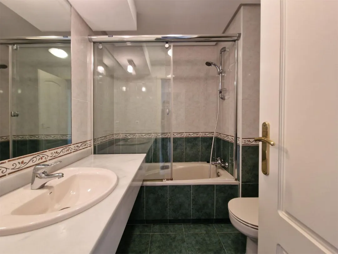 Piso en  Calle Mercedes Formica 4 - Foto 29