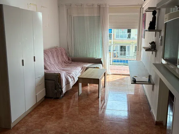 Estudio en Calle de Victòria dels Àngels, 27 - Foto 3