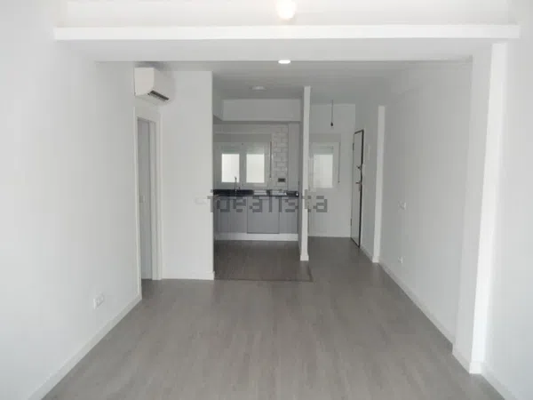 Piso en calle de Canillas, 19