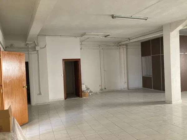 Edificio de uso mixto en Simancas - Foto 3