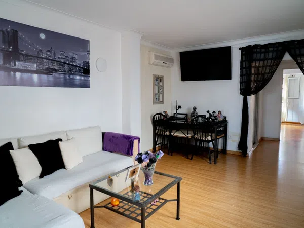 Piso en calle d'Adrià Ferran, 13