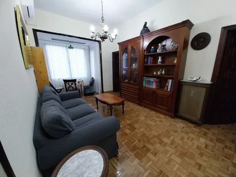 Piso en calle de Alcalá, 179
