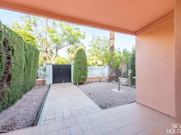 Chalet adosado en Avenida Pintor Pérez Gil, Alicante Golf - Foto 11