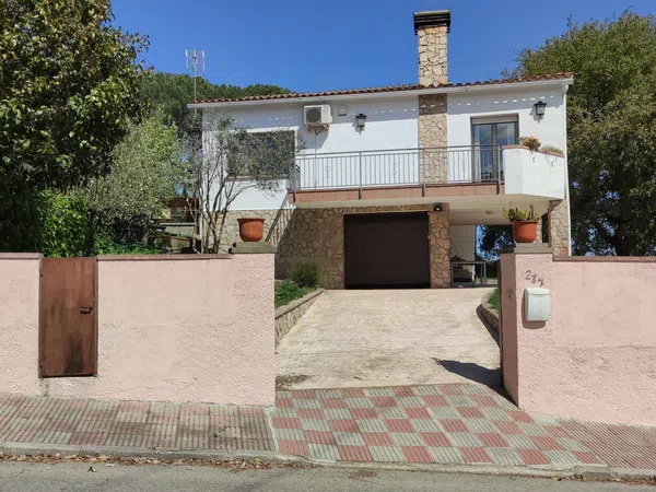 Casa o chalet independiente en Avenida Països Catalans, 237 - Foto 2