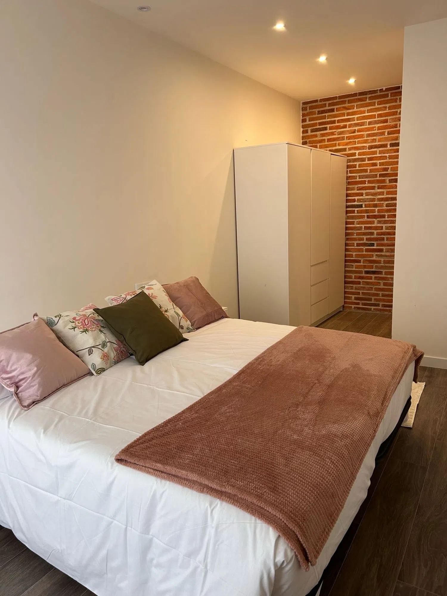 Estudio en calle Blas de Otero, 8 - Foto 1