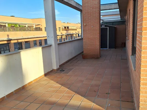 Alquiler de ático en Calle de Bolívar, 18
