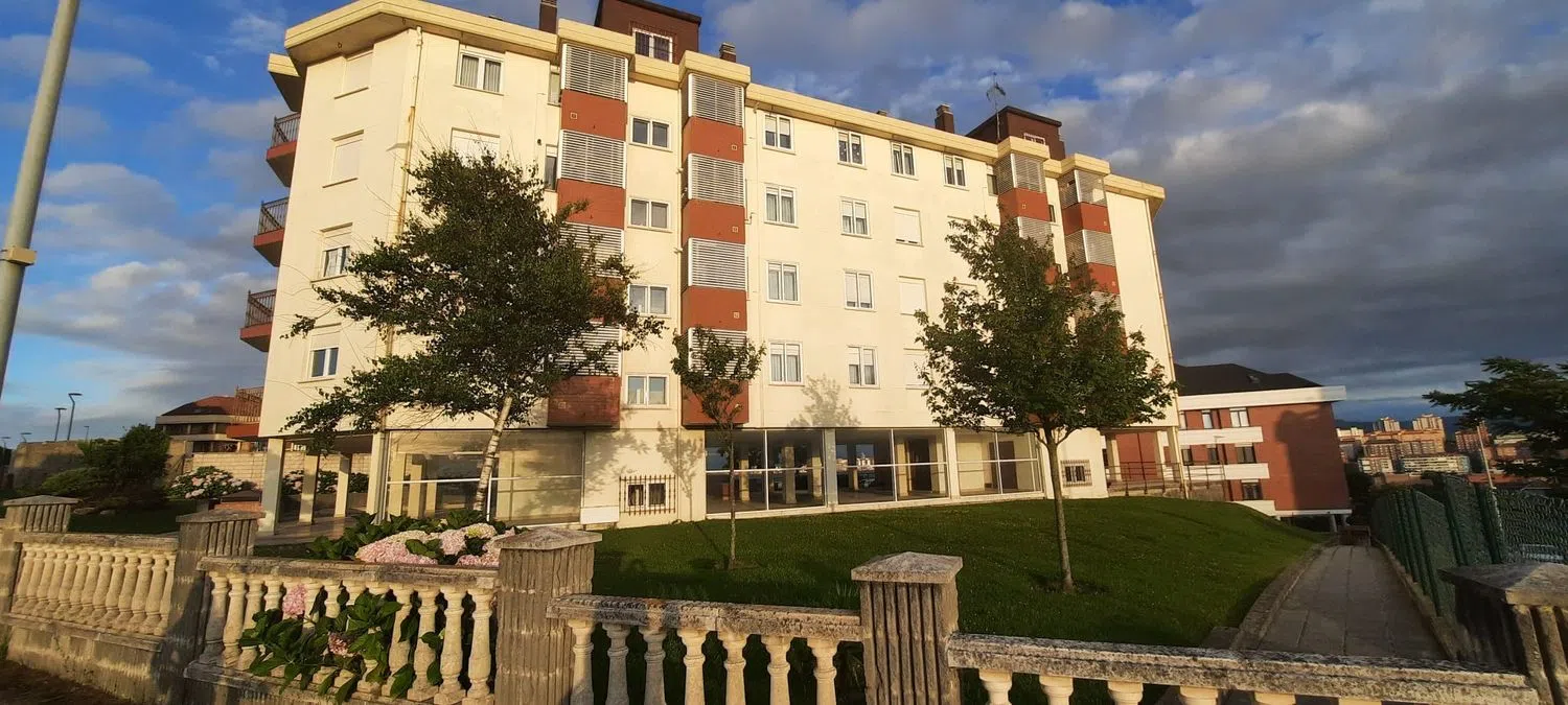 Piso en calle la Pereda, 15 - Foto 2