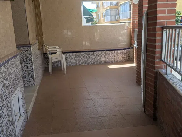 Chalet pareado en Calle Martínez Falero, 37, El Palo - Foto 1