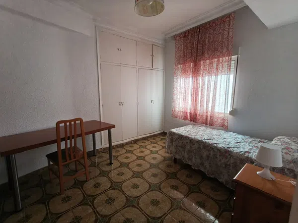 Piso en Calle de Sanahuja, 46, Zona Plaza Illes Columbretes - Foto 2
