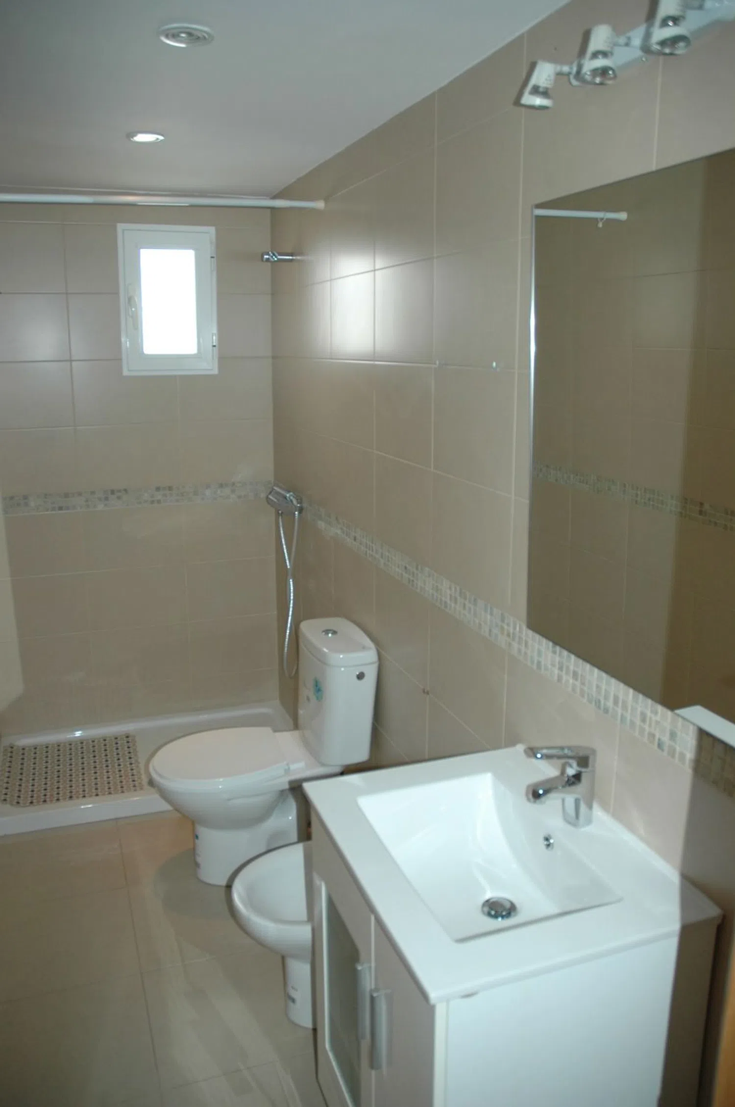 Piso en calle de José Picón, 25 - Foto 5