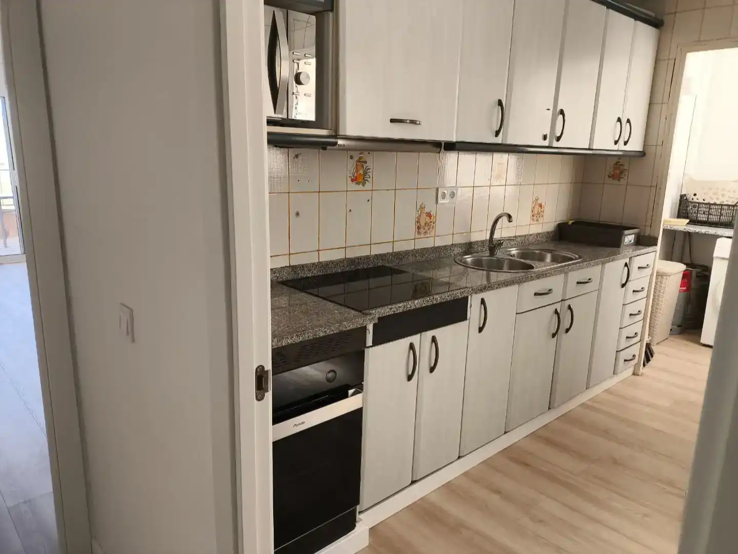 Piso en  Carrer de l'Estany 19 - Foto 3