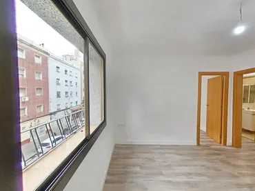 Piso en L'Hospitalet de Llobregat - Foto 2