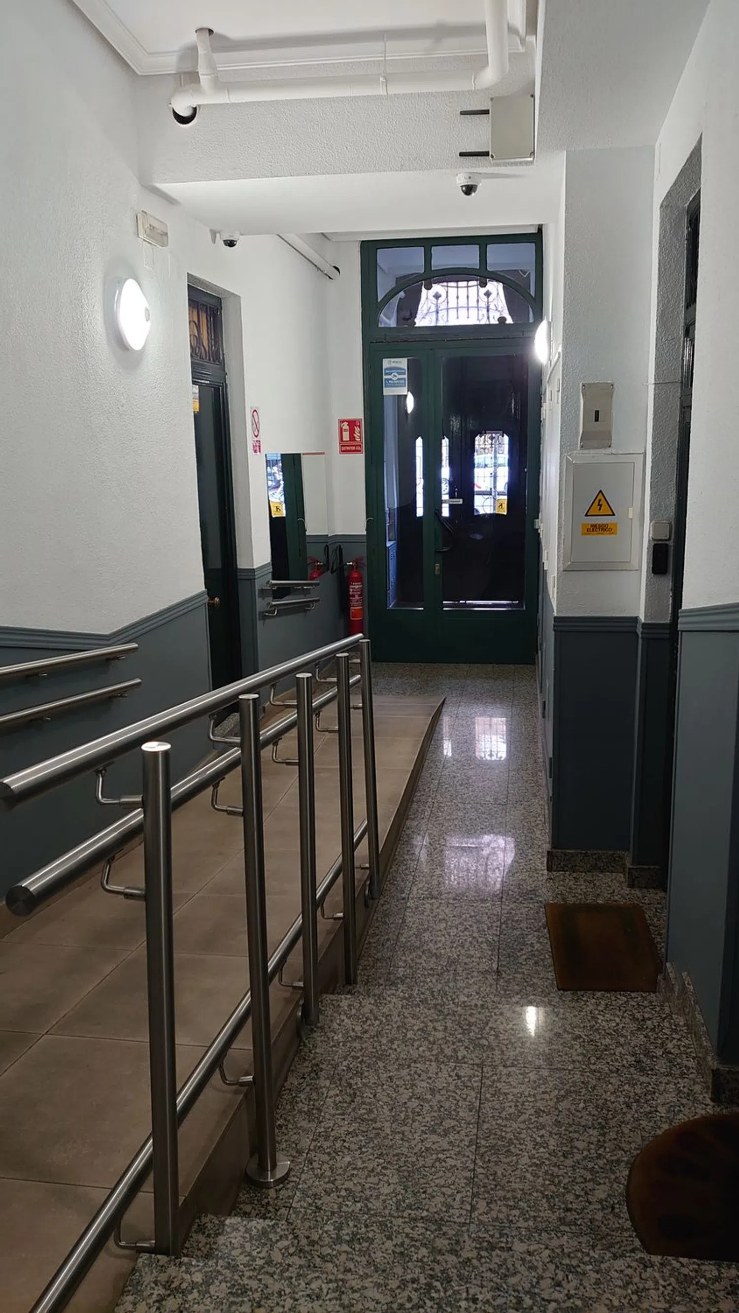 Piso en calle de Embajadores, 74 - Foto 2
