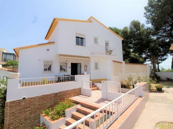 Casa o chalet independiente en Calle Fernández Shaw, 50, Pedregalejo - Morlaco - Foto 1