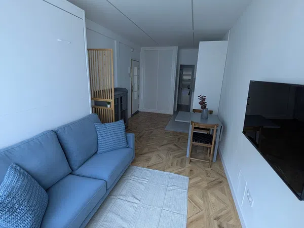 Estudio en calle de Lucio del Valle, 8