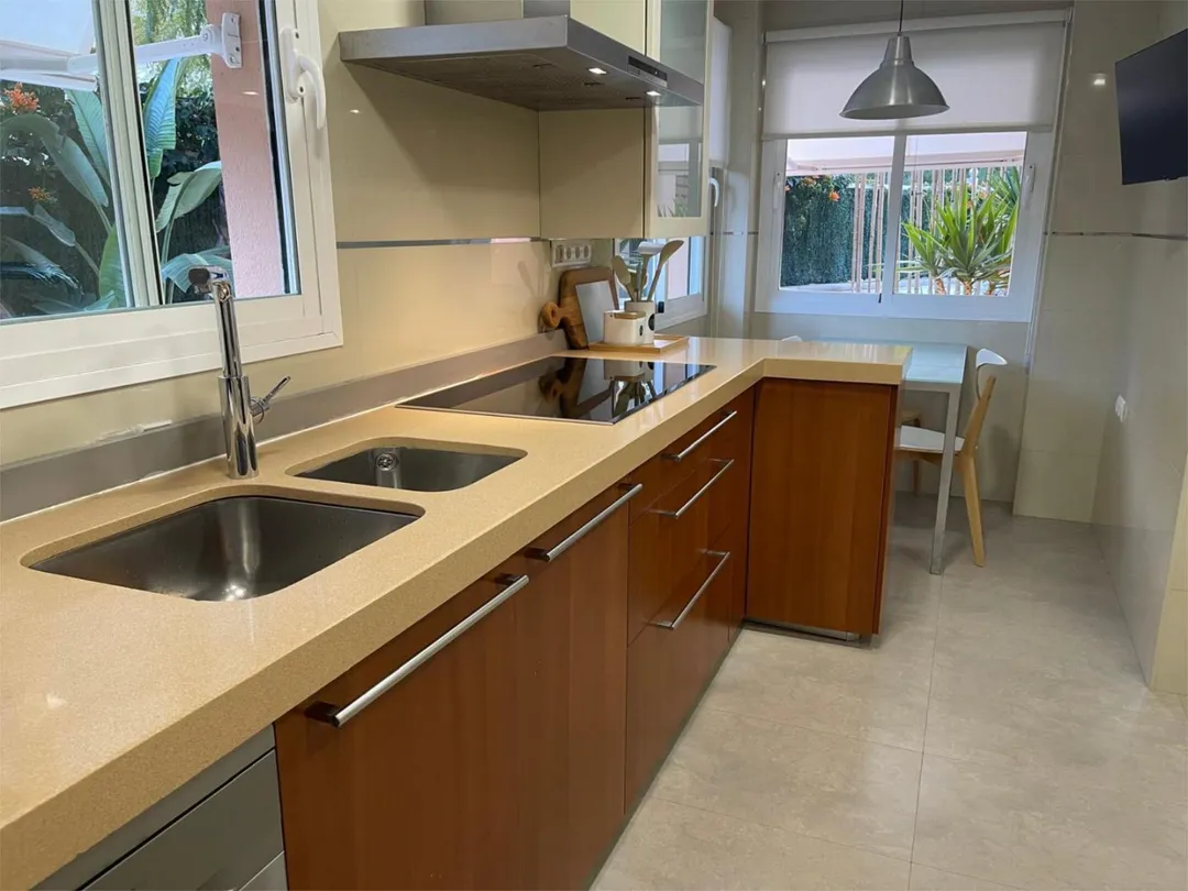 Chalet en Málaga Capital - Foto 4