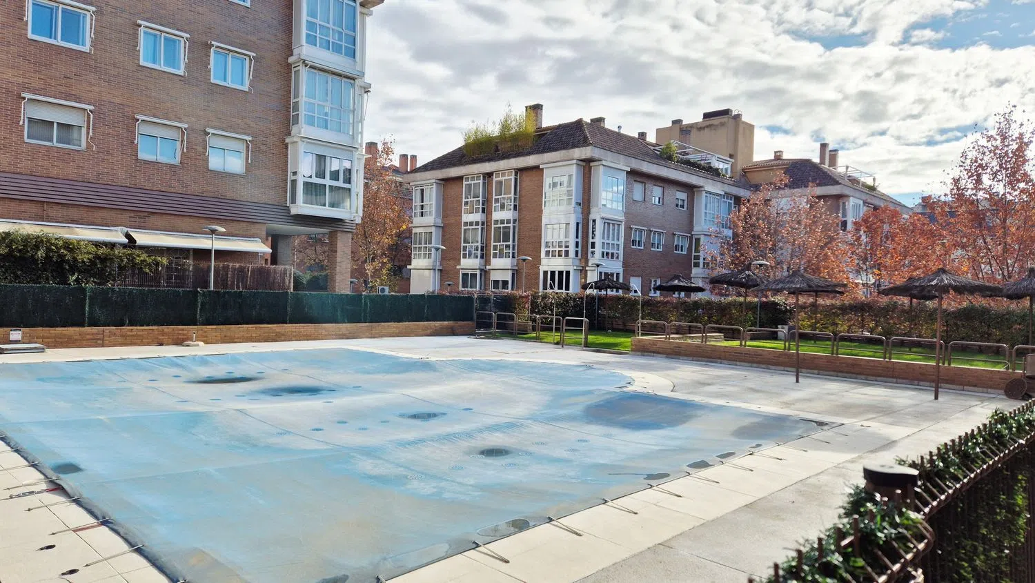 Piso en calle Bahía de Almería, 28 - Foto 1