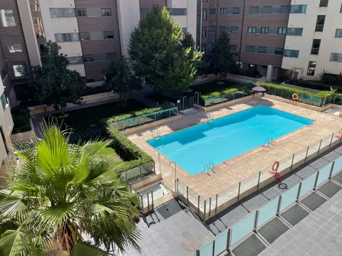 Piso en avenida de Isabel de Valois, 80