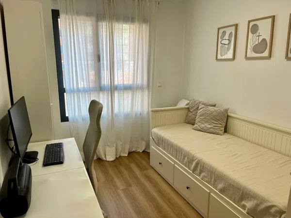 Piso en Calle Poeta José Agustín Goytisolo, 12, Casas Verdes, Casas Verdes - Foto 8