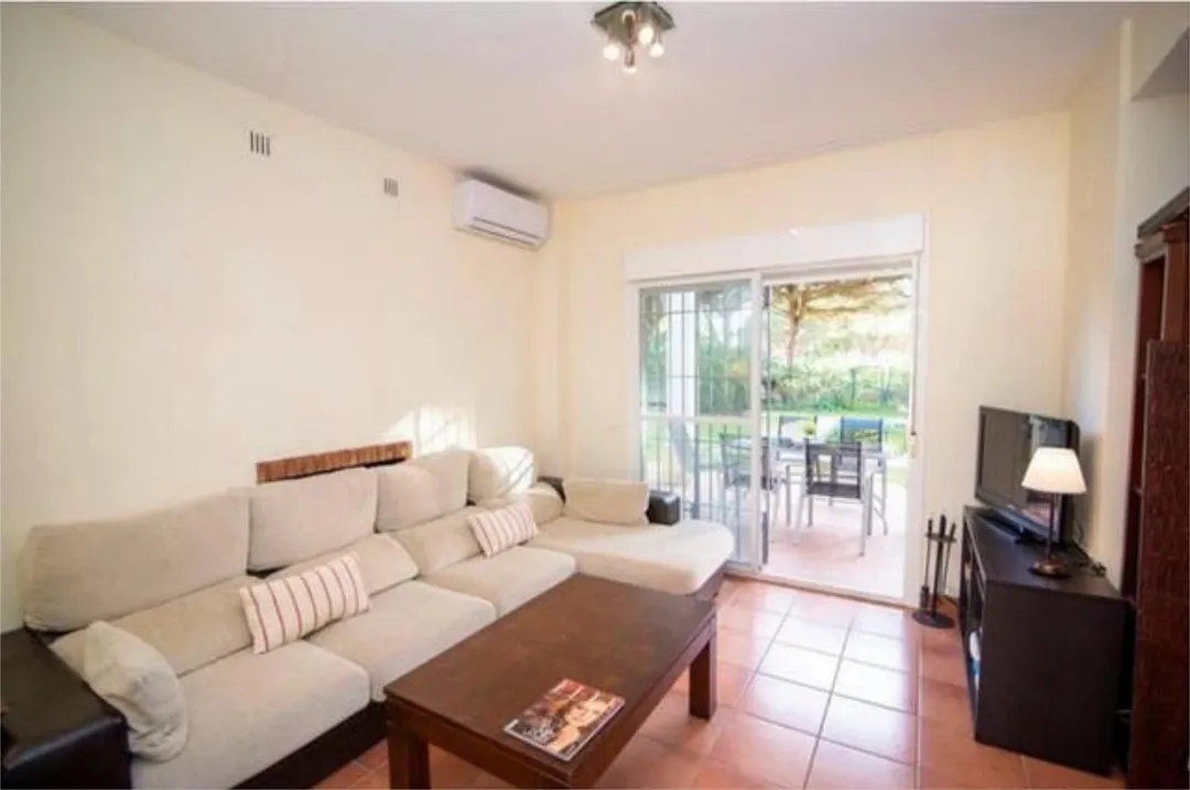 Casa adosada en Novo Sancti Petri - Foto 2