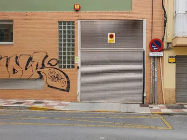 Garaje en  Calle el Trevenque 26 - Foto 1