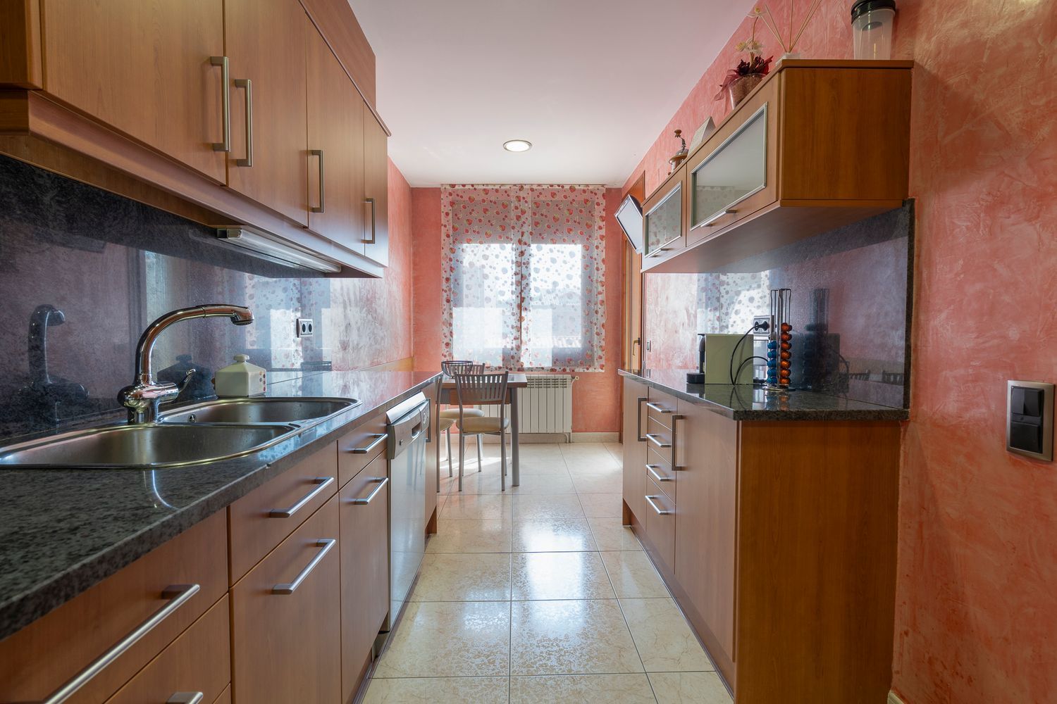 Chalet adosado en Avenida de Castellets, 39 - Foto 4