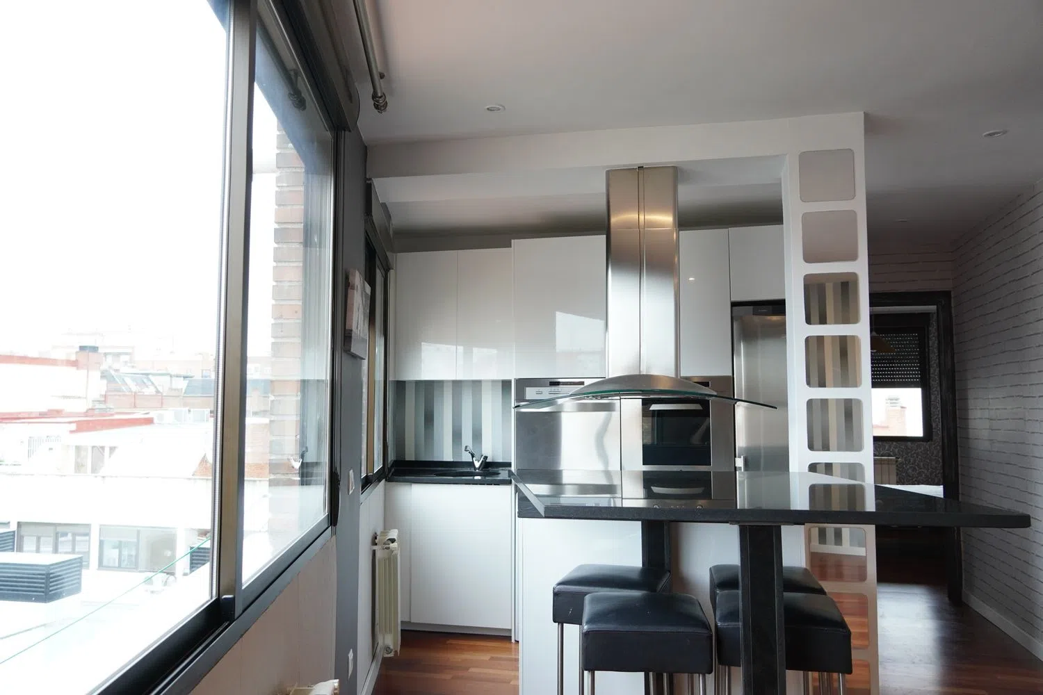 Piso en calle Alonso Castrillo, 24 - Foto 2