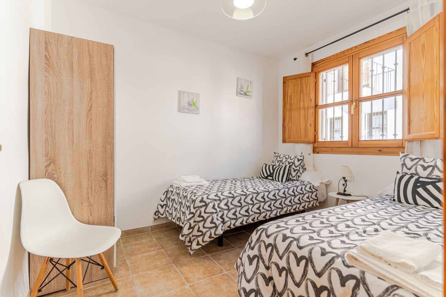 Chalet adosado en Calle Isabel la Católica, 4 - Foto 6