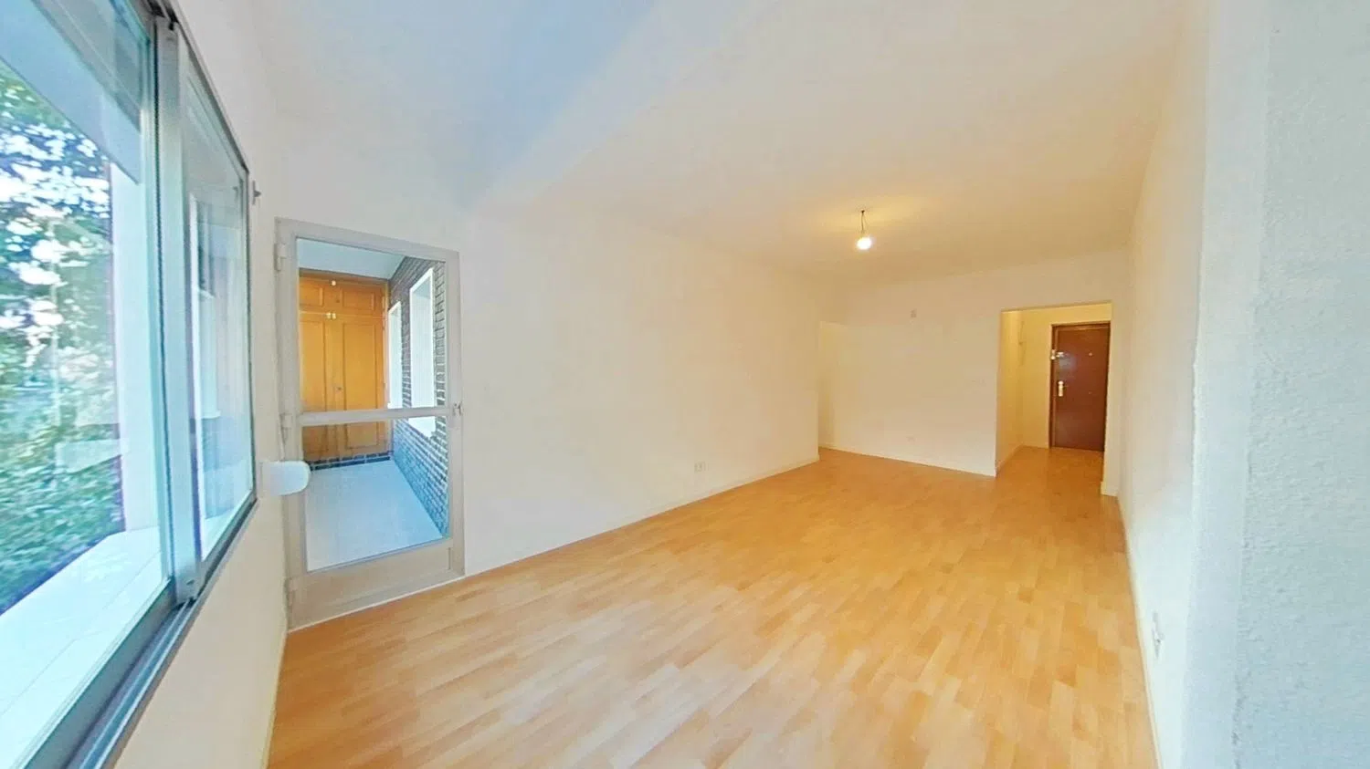 Piso en Reyes Católicos - Foto 1