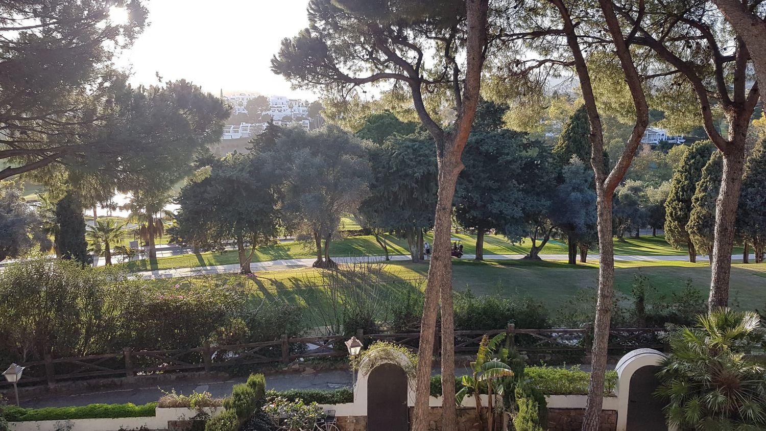 Chalet adosado en Urbanización Los Pinos de Aloha, 2 - Foto 27