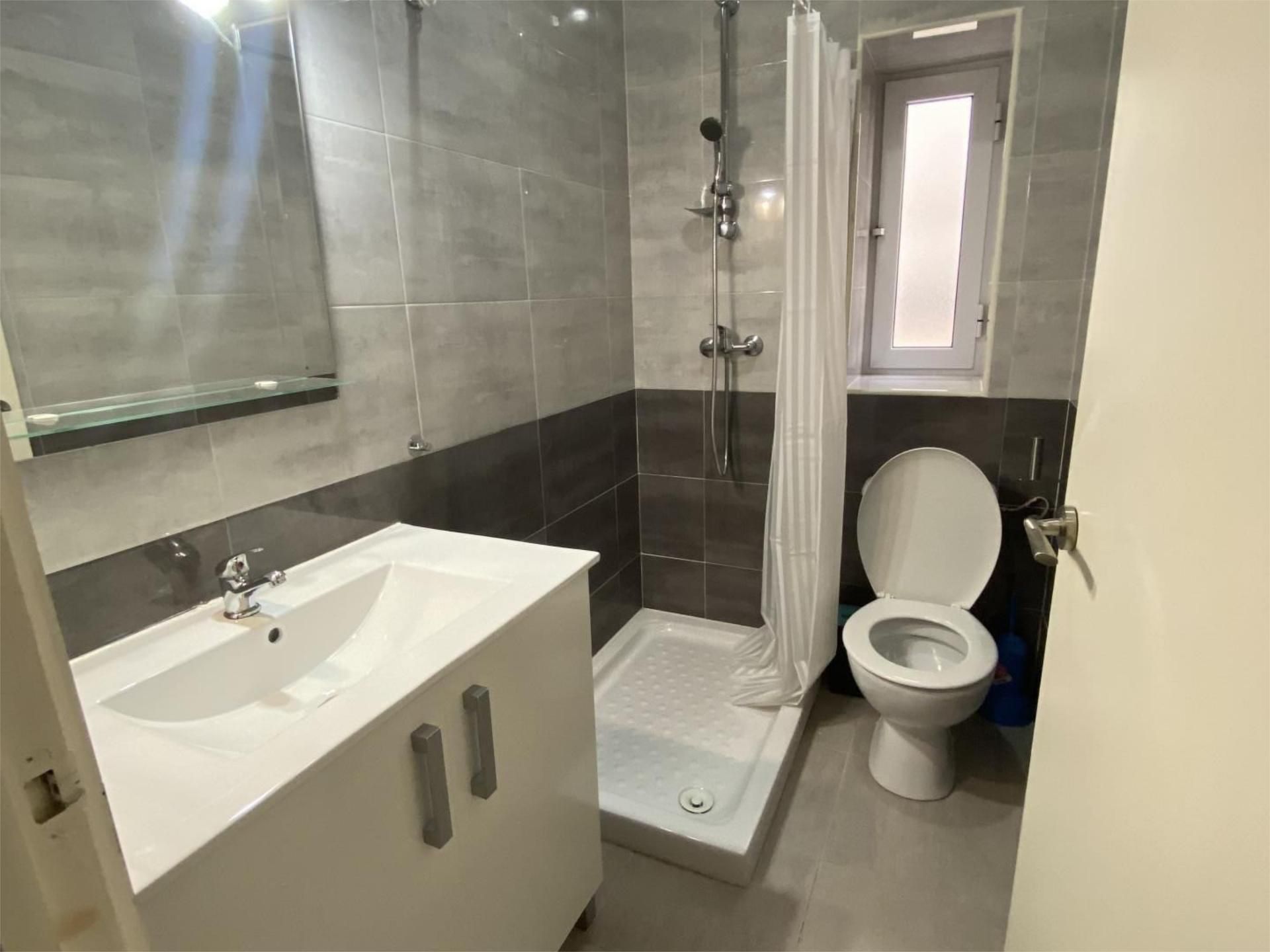 Piso en  Calle Doctor José Altolaguirre 16 - Foto 7