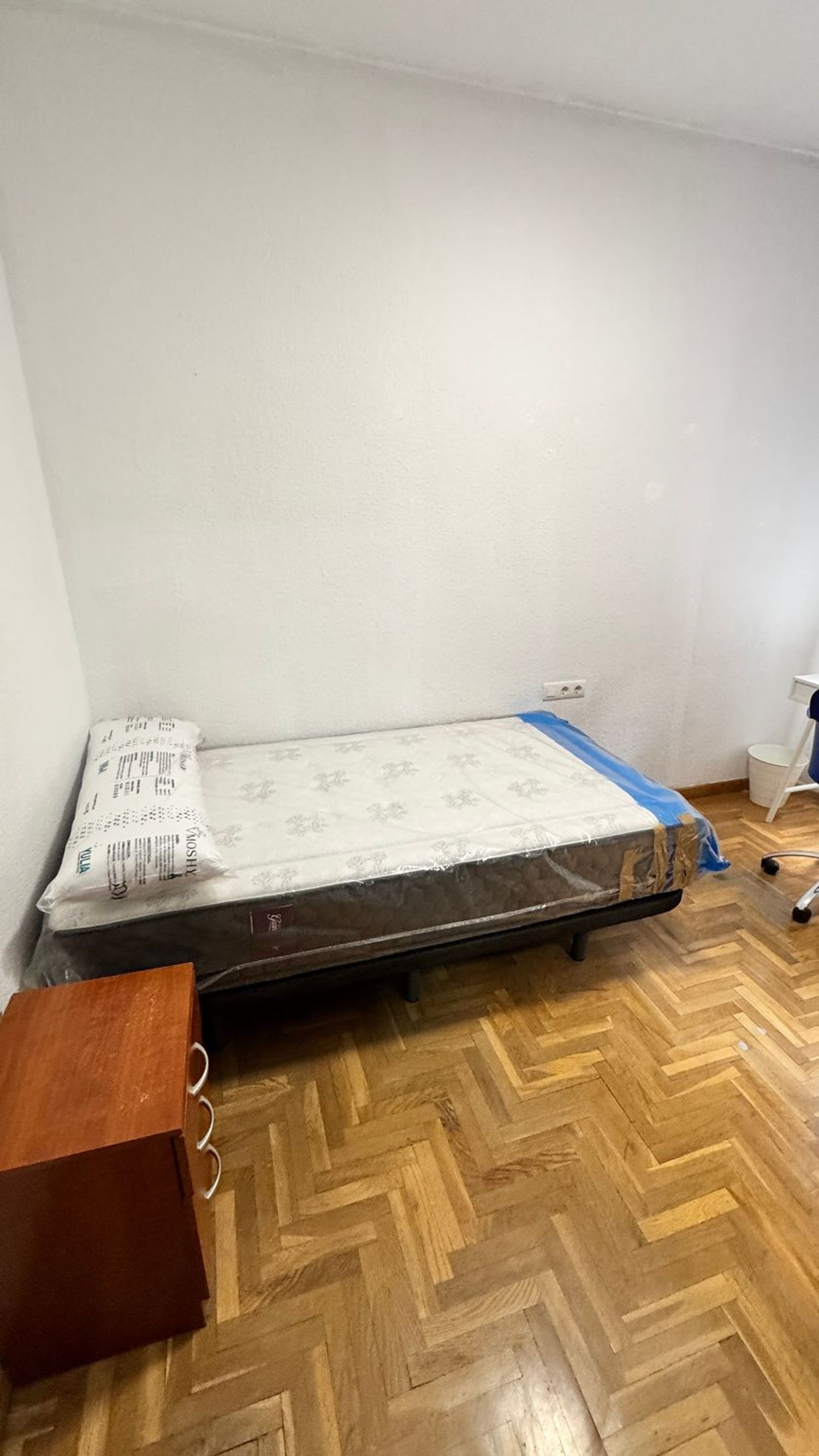 Piso en avenida Divina Pastora, 7