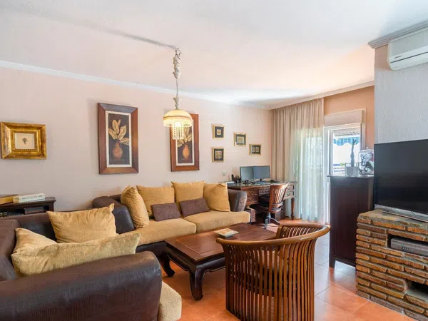 Chalet adosado en Avenida las Palmeras, 7 - Foto 5