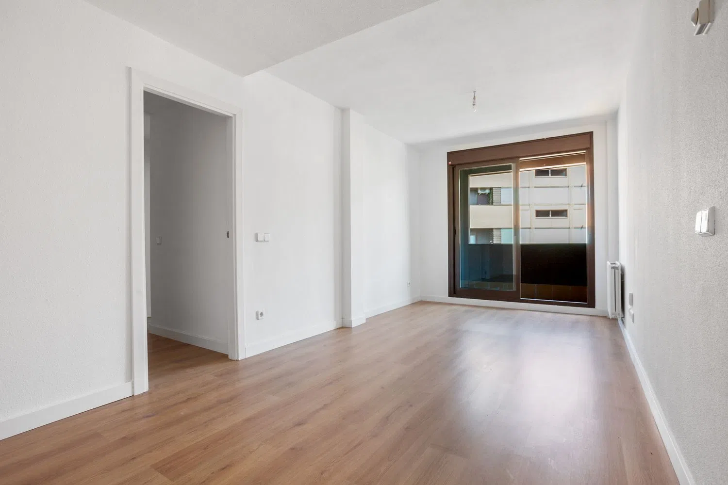 Piso en avenida del Talgo, 155 - Foto 1