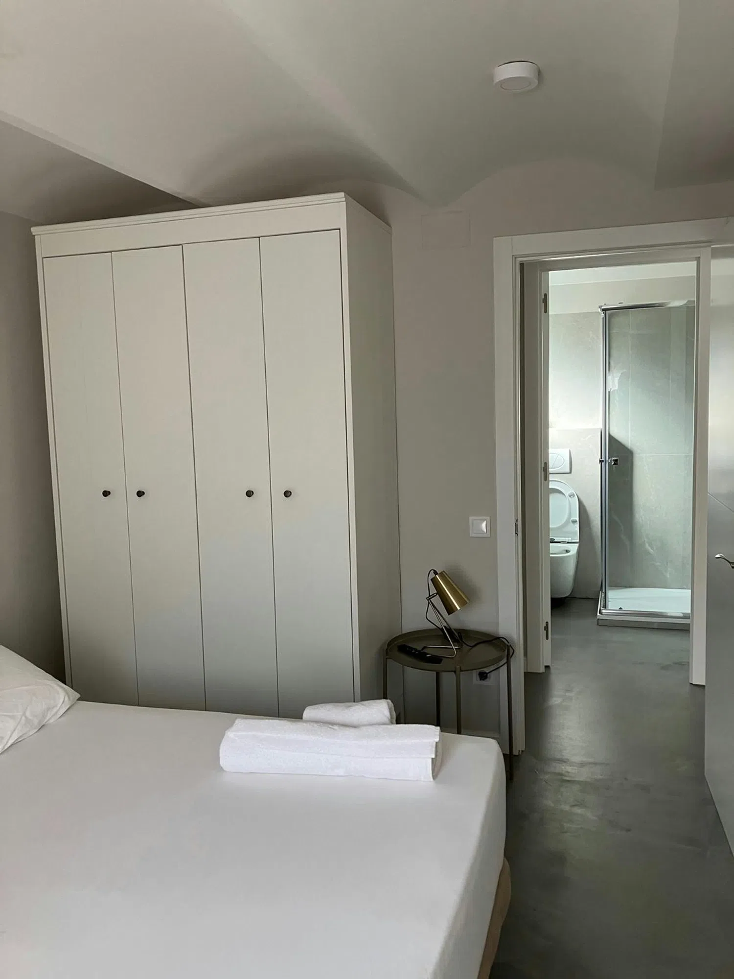 Piso en C. de la Reina, 12 - Foto 2