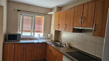 Piso en zona - Foto 4