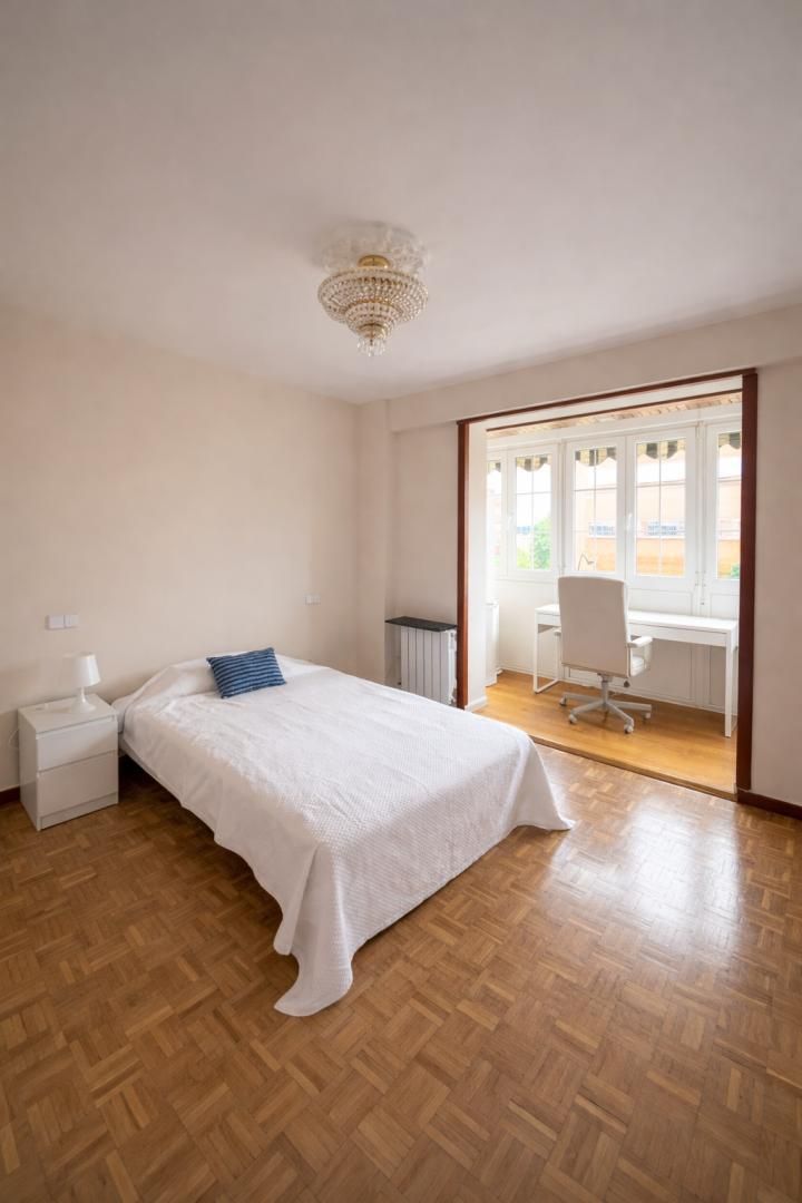 Piso en  Avenida de la Reina Mercedes 27 - Foto 5