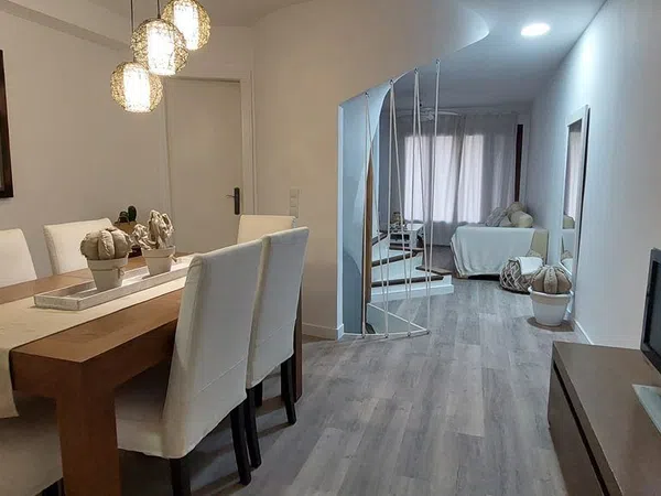 Chalet adosado en Avenida Neptuno, 25 - Foto 2