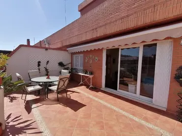 Ático en  Carrer de Jeroni de Montsoriu 46D - Foto 3